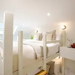 Shuttle At The Heim *