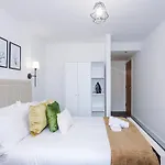 Stylish 2 Bedroom, 2 Bathroom With Free Parking Manchester