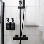 Shuttle At The Heim Μάντσεστερ