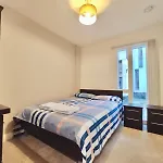 Modern Near Oxford Road, Centre *