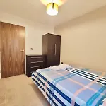 Modern Near Oxford Road, Centre