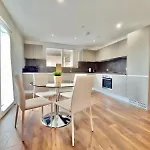 Modern Near Oxford Road, Centre * מנצ'סטר