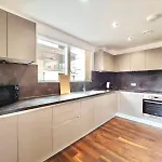 Modern Near Oxford Road, Centre