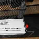 Arosa Escape- Modern2 Bed Suite,sleeps 5,free Parking,ps4,kingbed,wifi,near Christies * Manchester