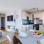 Stylish Mcr 1br Etihad Coop Live Parking Apartmán *