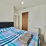 Modern Near Oxford Road, Centre