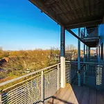 Apartmán Stylish Mcr 1br Etihad Coop Live Parking