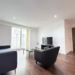 Modern Near Oxford Road, Centre * מנצ'סטר