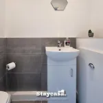 Holiday home Noor Garden Co-living - Private Self-cater Manchester