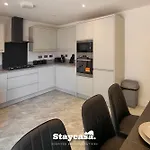 Noor Garden Co-living - Private Self-cater