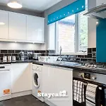 Spacious Cosy Cove With Large Driveway And Garden Tatil Evi