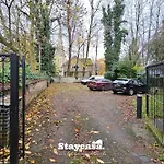 Tatil Evi Carlton Co-living - Private Self-cater Manchester