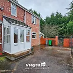 Large 6br House Free Parking & Wifi Casa de Férias Manchester