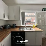 Daisybank Co-living - Private Self-cater 別荘