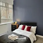 Daisybank Co-living - Private Self-cater