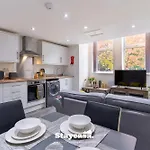 Daire Casa Cove Gf Flat Free Parking - 5min To Hospital