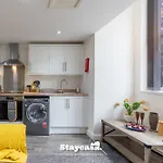 Casa Cove Gf Flat Free Parking - 5min To Hospital Manchester