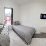 Tatil Evi Mcrshared House-big Bedroom Sleeps 3 *