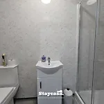 Landcross Co-living - Private Self-cater