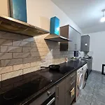 Landcross Co-living - Private Self-cater Prázdninový dům