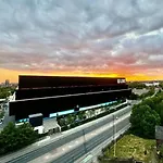Mcr-2bed2bathaptparkinglux Canal Daire *