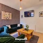 Tatil Evi Rustic Ebony With Free Parking