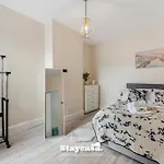 Urban Oasis Spacious 4-bedroom In Manchester
