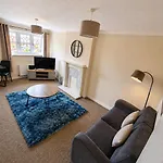 Hub - 2br With Free Parking, Near Airport & Attractions Casa de Férias *