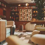 Отель Mollie's