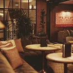 Mollie's Отель 4*