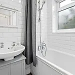 Insurance & Relocation * Manchester