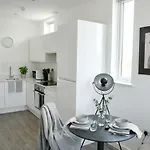 Spacious 1 Bed Near Etihad Manchester