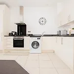 Prime Salford 2br • Free Parking • Near Mediacity マンチェスター