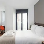 Modern 3bed Flat In W Security Apartment *