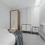 New 2br In Kinetic, Talbot Road * Manchester