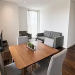 Manchester Gem 2-Bed Apartment With Ensuite Daire Manchester