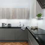 Apartment Modern 3bed Flat In W Security