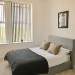 Daire Spacious 1 Bed Near Etihad *
