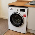 アパート Stylish 2Br Haven For Long-Term Guests