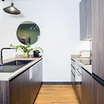 Stylish Grade Ii Listed 1-bed Northern Quarter 曼彻斯特