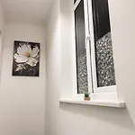 Charming 1Br Retreat For Urban Escapes Apartment *