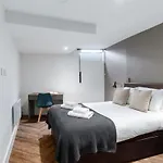 アパート Modern 3bed Flat In W Security *