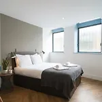 Modern 3bed Flat In W Security Apartment *