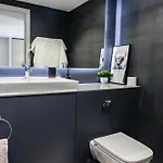 Modern 2br In Piccadilly *