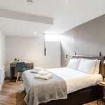 Modern 3bed Flat In W Security アパート *
