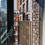 Modern 2br In Piccadilly
