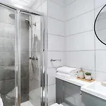 Modern 3bed Flat In W Security Apartment *