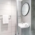 Modern 3bed Flat In W Security Apartment *