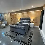 Hendham House - Near Etihad Stadium, Coop Live Arena, Ao Arena, Piccadilly Train Station & Centre Casa de hóspedes