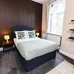 Mitre Centre 호텔 3*